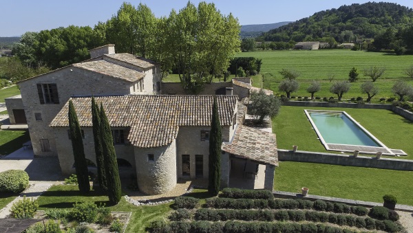 Ménerbes : A splendid Provençal Farmhouse